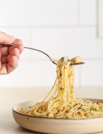Patagonia scallops pasta with lemon, garlic, and fresh parsley